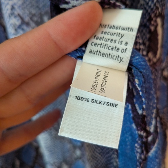 Diane Von Furstenburg Lorelei Blue Python Snake Pure Silk Sheer Blouse size 4 - Picture 6 of 7